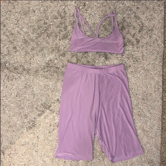 Two piece set - Picture 2 of 4